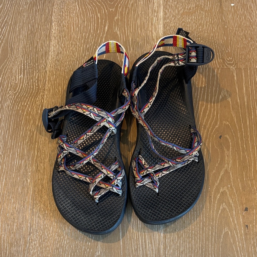 Chaco Women's Black Sandals with Multicolor Webbing 061